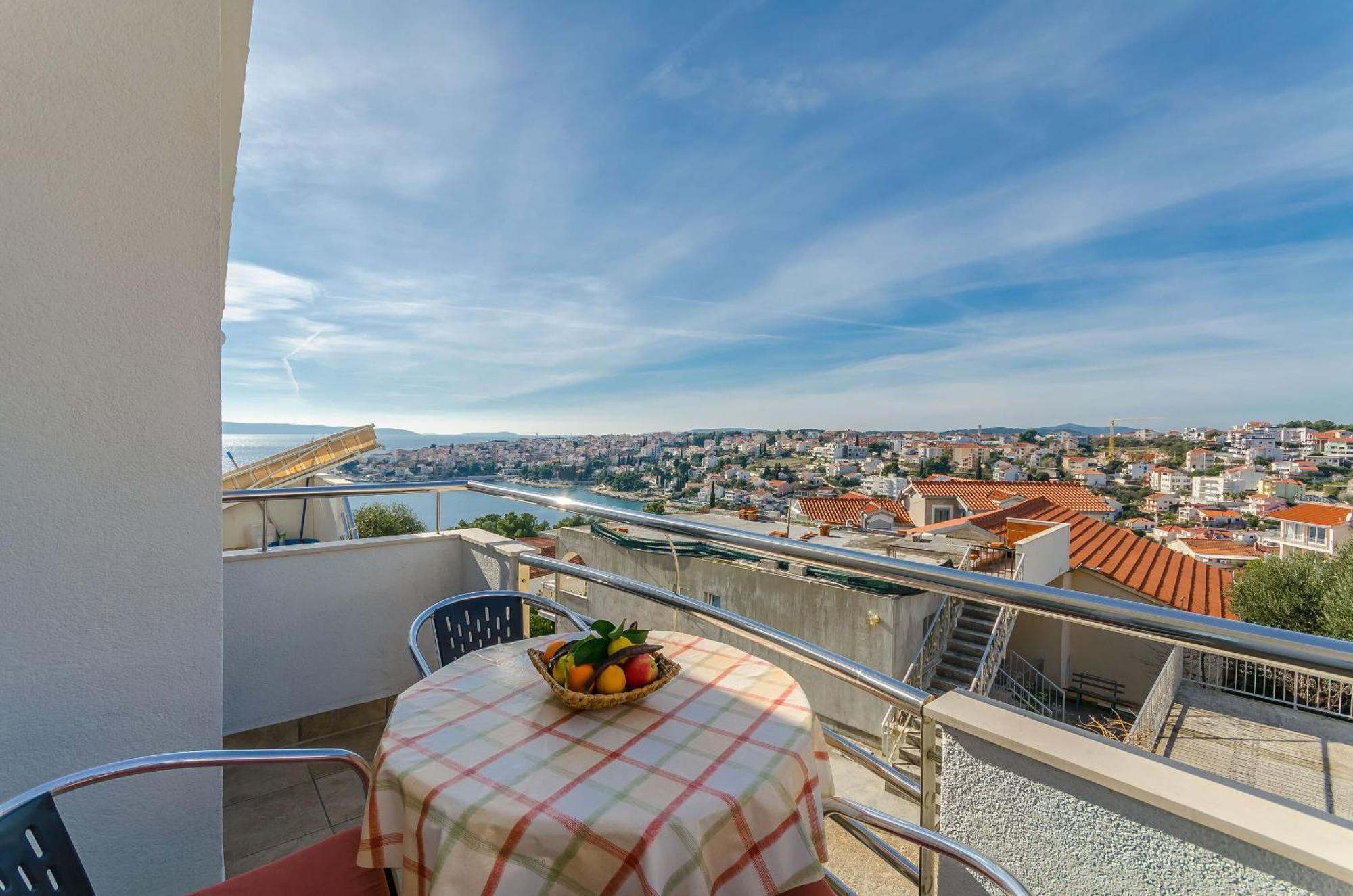 Apartments Modric Trogir Exterior photo